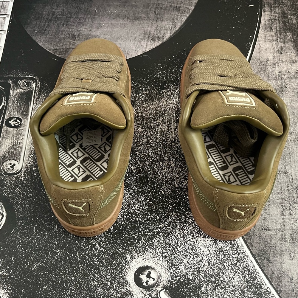 NIB PUMA Suede XL - Picture 10 of 14